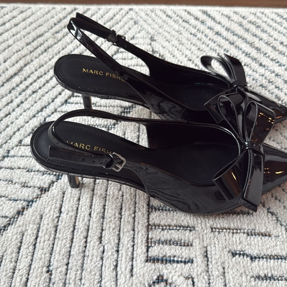 Marc Fisher Bow Slingback Pumps - Picture 3 of 7